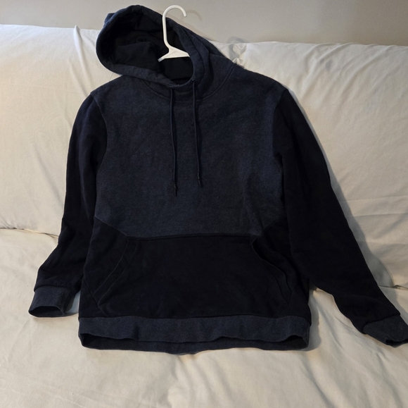 Sold - Picture 4 of 6